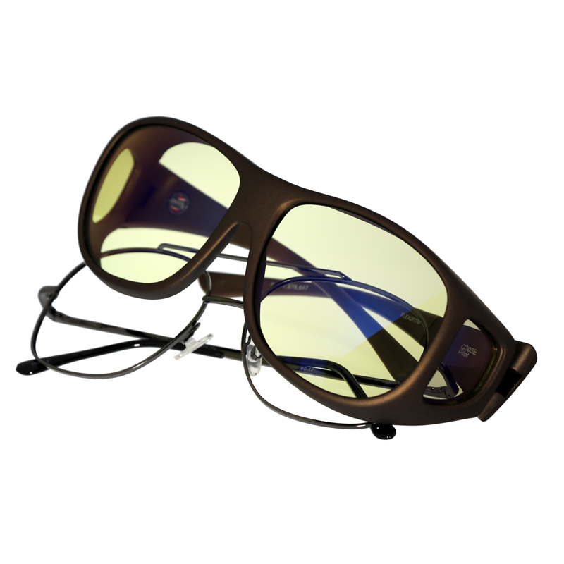 This popular Cocoons fitover frame designed to fit over large, square eyewear frames features an HEV blue light filter system