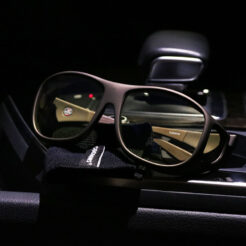 Pilot (L) Twilight Night Driver