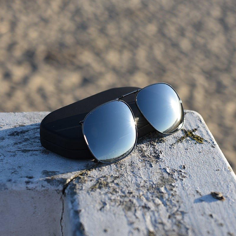 Clip-Ons SQR3-57 Gunmetal Polarized Silver Mirror - Image 3